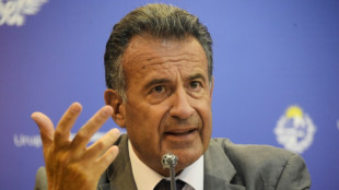 Justicia de Uruguay revoca prohibici&oacute;n de vacunar contra el covid a menores de 13