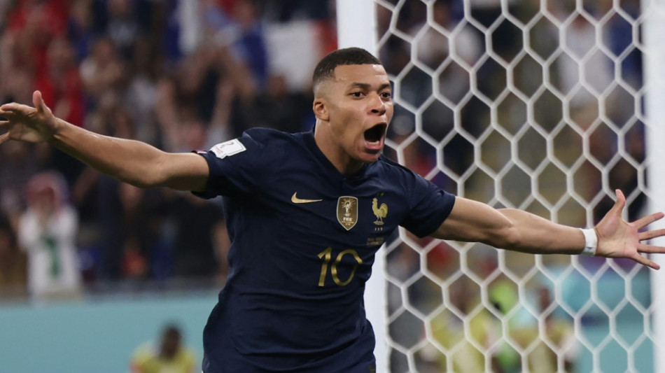 Erster! Superstar Mbappe f&uuml;hrt Frankreich ins Achtelfinale  