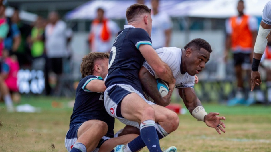 Sparkling Fiji score four tries to beat error-prone Scotland 29-14