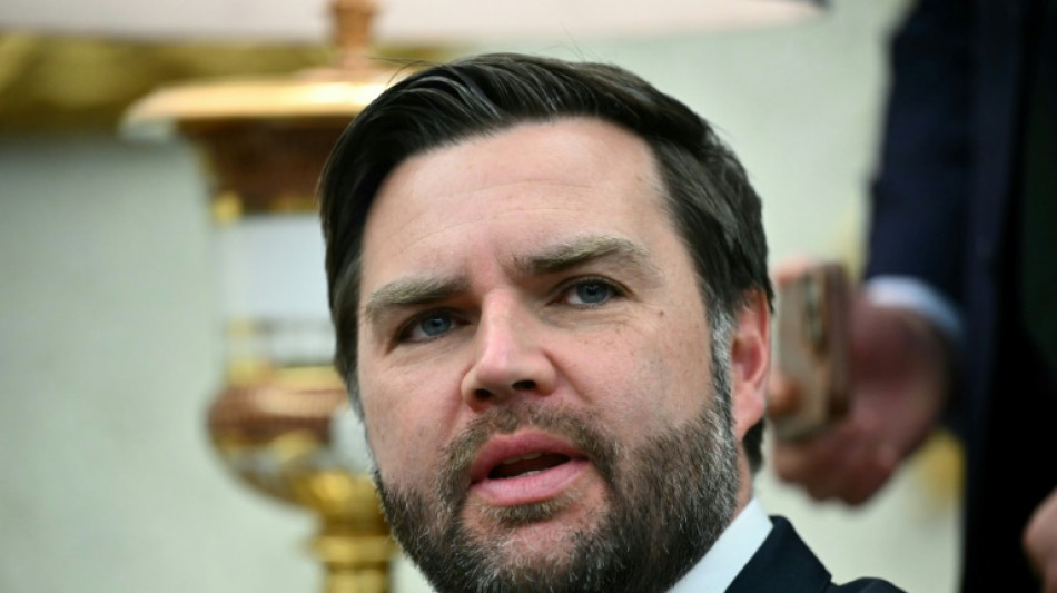 Vice-presidente dos EUA visita Groenl&acirc;ndia em meio a amea&ccedil;as de Trump de anexa&ccedil;&atilde;o