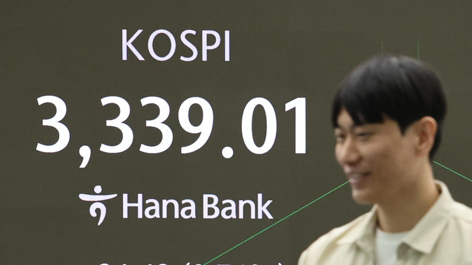 Borsa: l'Asia cresce guardando alla Fed, bene Hong Kong e Seul