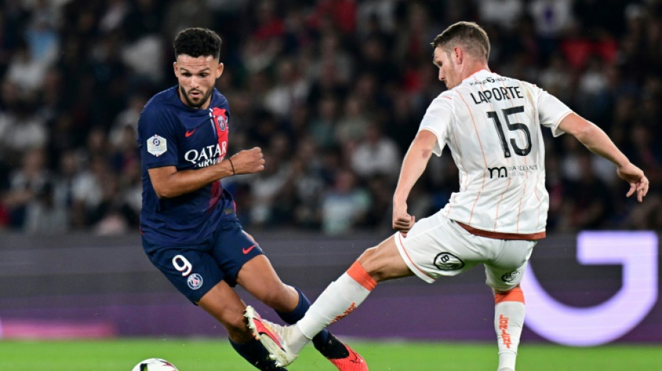 Sem Mbapp&eacute; e Neymar, PSG estreia no Franc&ecirc;s com empate sem gols contra o Lorient