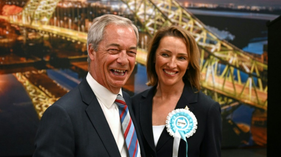 Britische Rechtspopulisten gewinnen Sitz im Unterhaus und legen in Kommunen zu