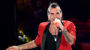 Pel&ugrave;, cerco di vivere il presente, musica &egrave; mia stella polare