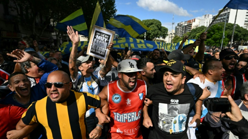 Torcedores de futebol, a inesperada oposi&ccedil;&atilde;o &agrave;s reformas de Milei na Argentina