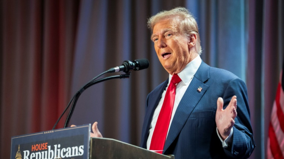 Trump k&uuml;ndigt aggressive Handelspolitik gegen China sowie Mexiko und Kanada an