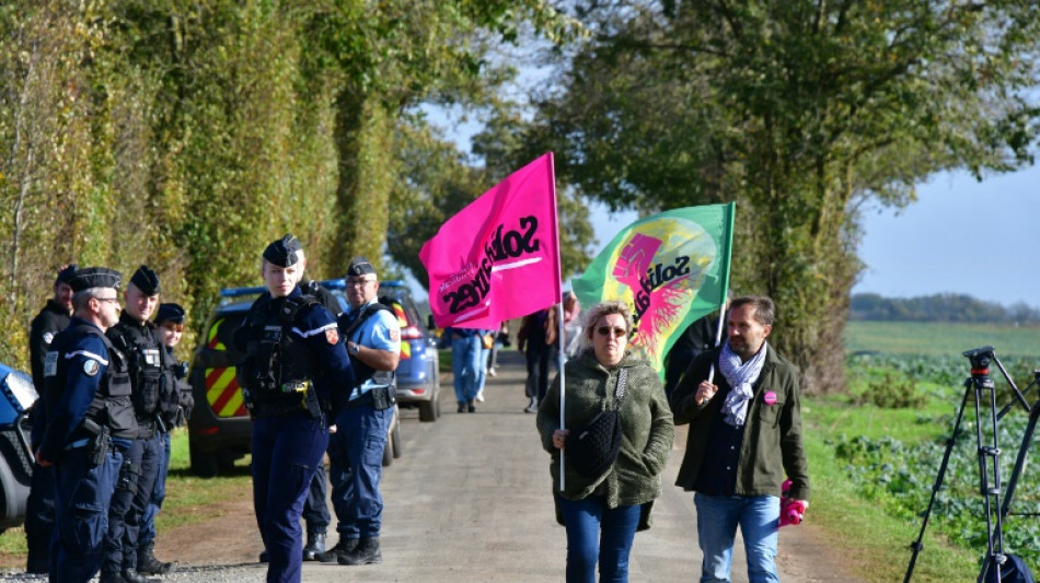 Deux-S&egrave;vres: le chantier de la "bassine" contest&eacute;e a red&eacute;marr&eacute;
