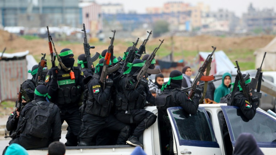 Hamas liberta mais seis ref&eacute;ns israelenses no &acirc;mbito de acordo de tr&eacute;gua em Gaza 