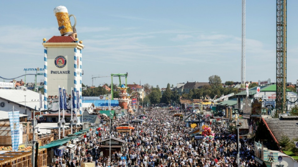 Germany's Oktoberfest closed by bomb threat