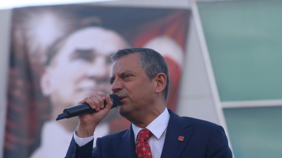 Erdogan fa causa al leader dell'opposizione per 'insulto'