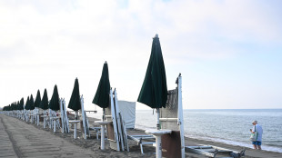 Balneari, salvi i circoli ma escluse le attivit&agrave; economiche