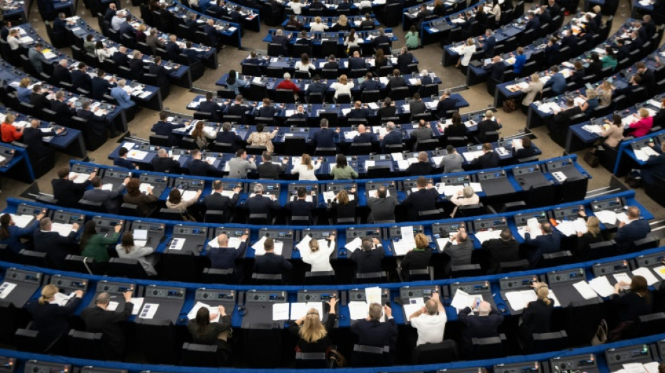 Parlamento Europeu aprova cria&ccedil;&atilde;o de centros de deporta&ccedil;&atilde;o de migrantes fora da UE