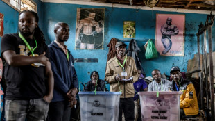 Pr&eacute;sidentielle au Kenya: d&eacute;pouillement en cours et appel &agrave; la patience avant les r&eacute;sultats 