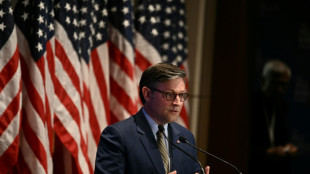 Megaprojeto orçamentário de Trump avança no Congresso