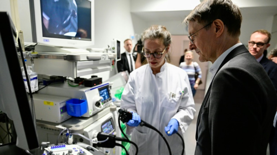 Krankenkassen warnen vor weiter steigenden Beitr&auml;gen - Reformen gefordert