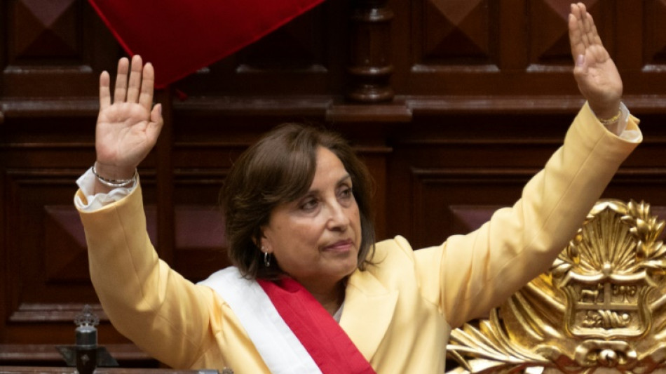 Nueva presidenta de Per&uacute; busca formar gobierno tras destituci&oacute;n de Castillo