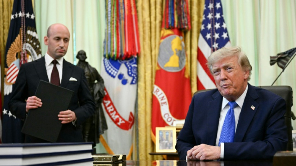 Trump firma un decreto contra el "turismo" de ciudadan&iacute;a por nacimiento en EEUU