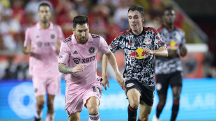 Messi trifft auch bei MLS-Deb&uuml;t