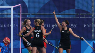 Die "Danas" &uuml;berzeugen, der Bundestrainer plaudert mit der Chefdiplomatin