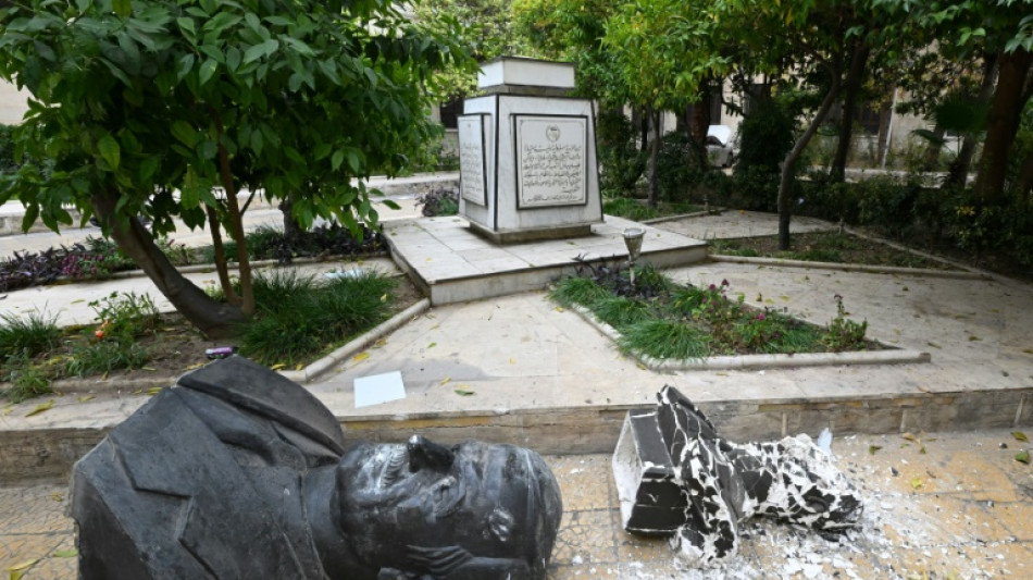 Syrie: le nouveau pouvoir promet un "Etat de droit", Washington veut pr&eacute;venir de "nouveaux conflits" 