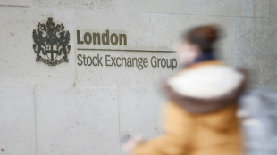 La Bourse de Londres en l&eacute;g&egrave;re hausse, en l'absence de la majorit&eacute; des places europ&eacute;ennes