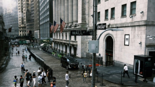 Wall Street cl&ocirc;ture en ordre dispers&eacute; autour de l'&eacute;quilibre en attendant l'inflation