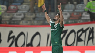 Palmeiras goleia Universitario (4-0) em Lima na ida das oitavas da Libertadores