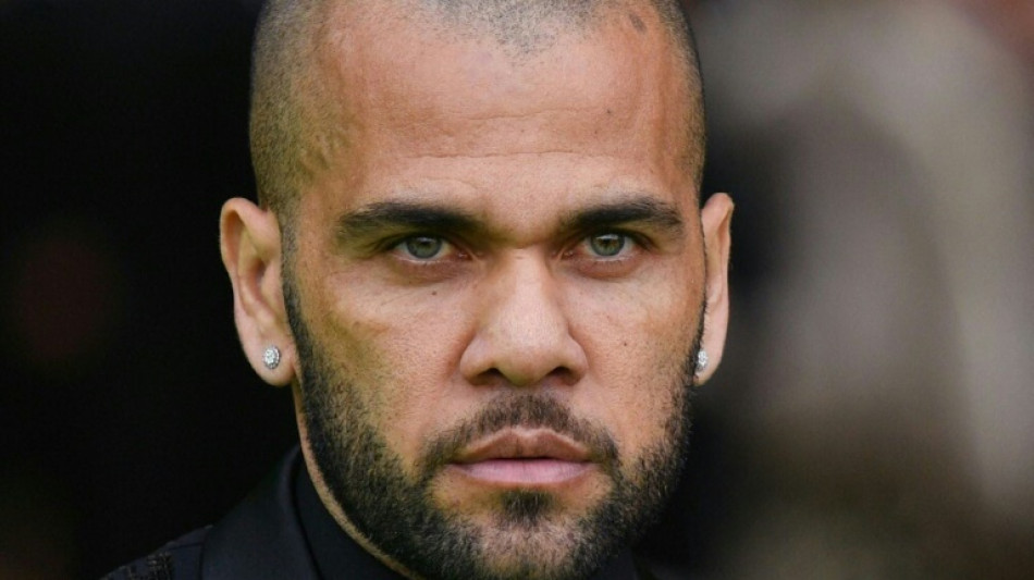 Ex-Fu&szlig;ball-Star Alves kommt wegen Vergewaltigungsvorwurfs vor Gericht