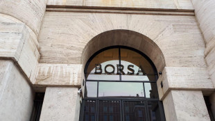 Borsa: Milano resta sulla parit&agrave; con l'Europa, bene Tim