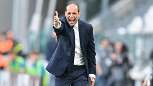 Calcio: Danilo saluta Allegri, 'mai mollato nelle difficolt&agrave;'