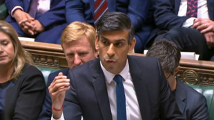 Primeiro-ministro brit&acirc;nico pede desculpas por tratamento 'horr&iacute;vel' a pessoas LGBTQIA+ no Ex&eacute;rcito