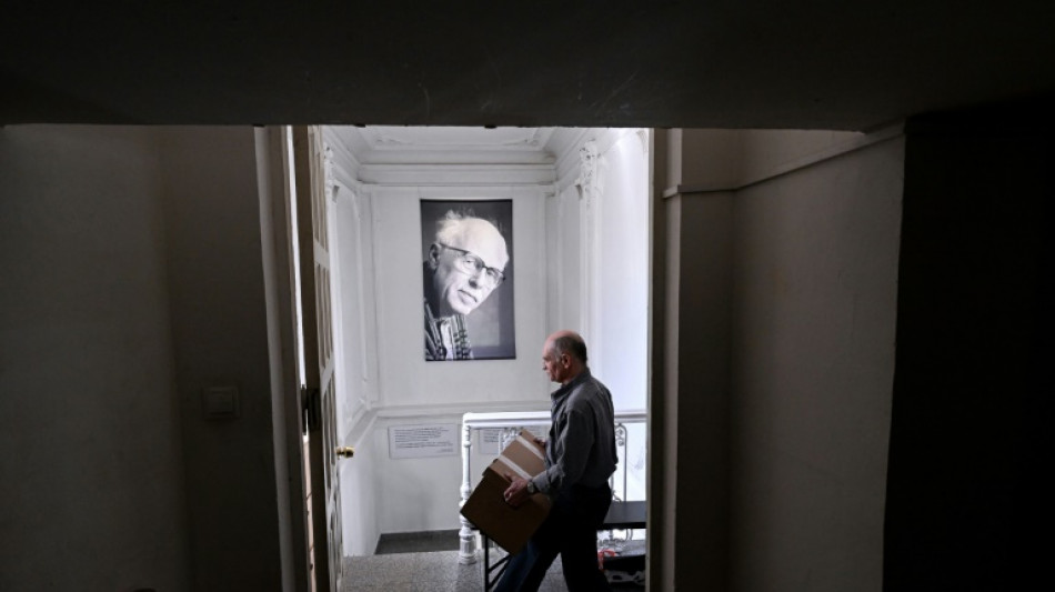 Justi&ccedil;a russa decreta dissolu&ccedil;&atilde;o do Centro Sakharov de direitos humanos