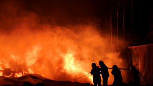 Incêndio controlado após forte explosão em zona industrial de Buenos Aires