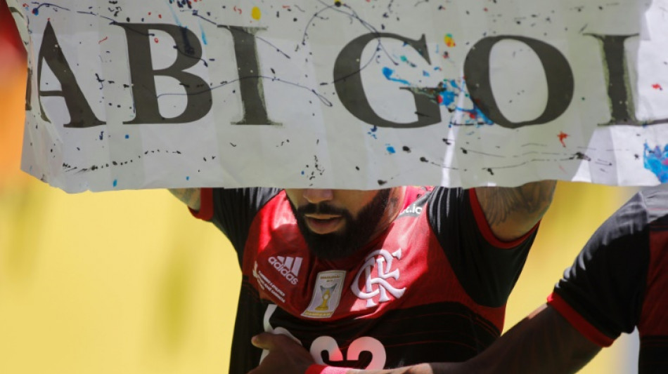 Cruzeiro oficializa contrata&ccedil;&atilde;o de Gabigol