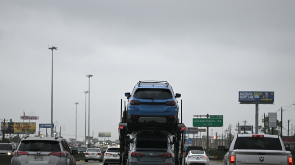 US Fed's preferred inflation gauge picks up as tariff effects loom