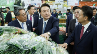 Coreia do Sul inicia elei&ccedil;&otilde;es legislativas cruciais para o presidente