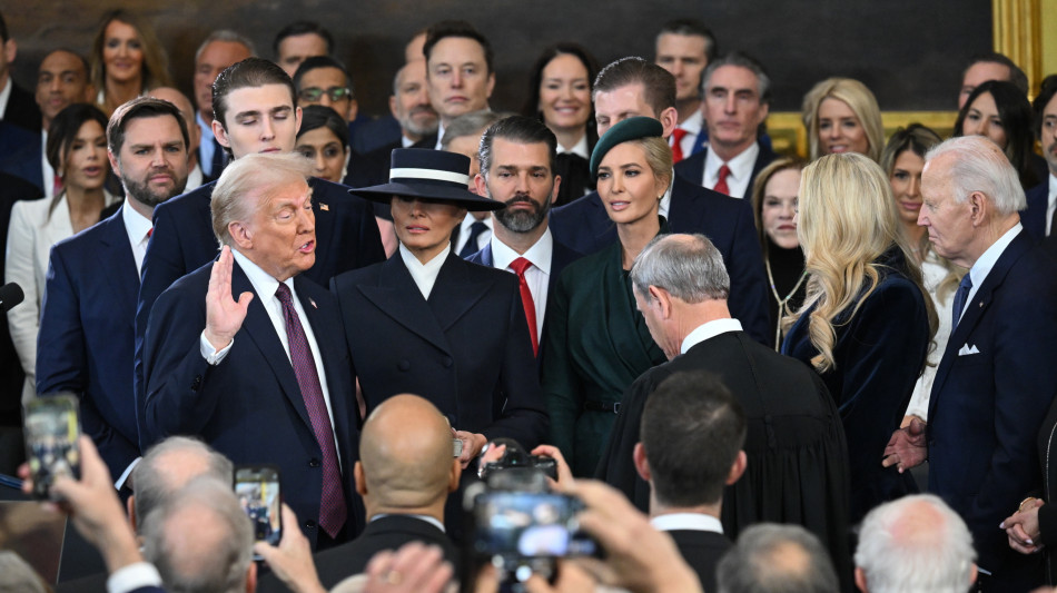 Trump, 'deporter&ograve; milioni e milioni di migranti illegali'