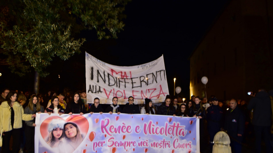 Duplice femminicidio a Cisterna, pm 'ergastolo per 27enne'