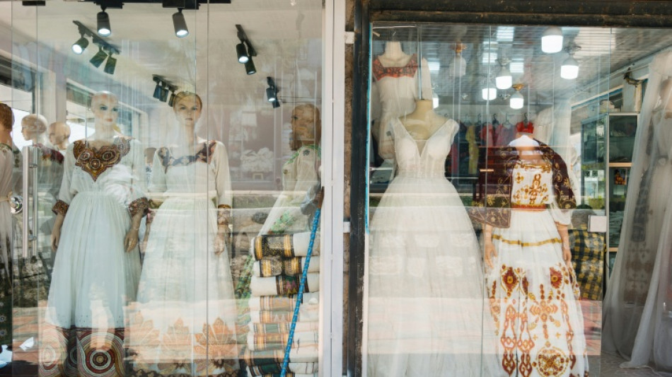 En &Eacute;thiopie, le cr&eacute;puscule des "habesha kemis", les robes tiss&eacute;es main