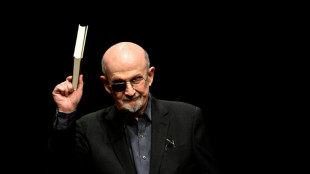US-Verlag k&uuml;ndigt f&uuml;r November erstes Buch von Salman Rushdie nach Angriff auf ihn an