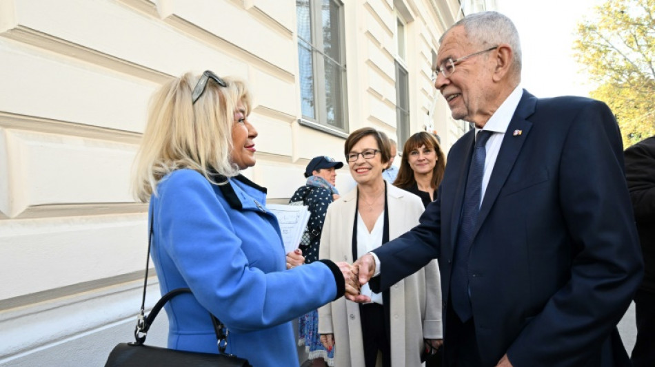 Ergebnisse: &Ouml;sterreichs Pr&auml;sident Van der Bellen wiedergew&auml;hlt