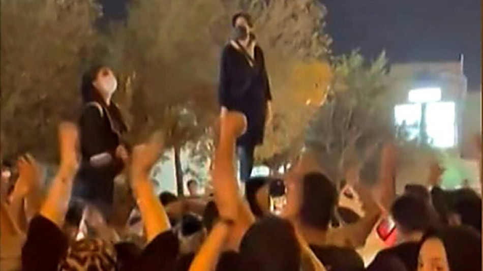La polic&iacute;a de Ir&aacute;n dice que se opondr&aacute; con "todas sus fuerzas" a los manifestantes