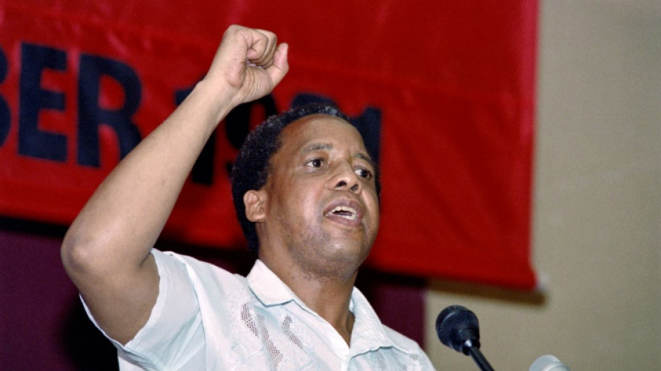 ANC protestiert gegen Haftentlassung des M&ouml;rders von Anti-Apartheid-K&auml;mpfer Hani