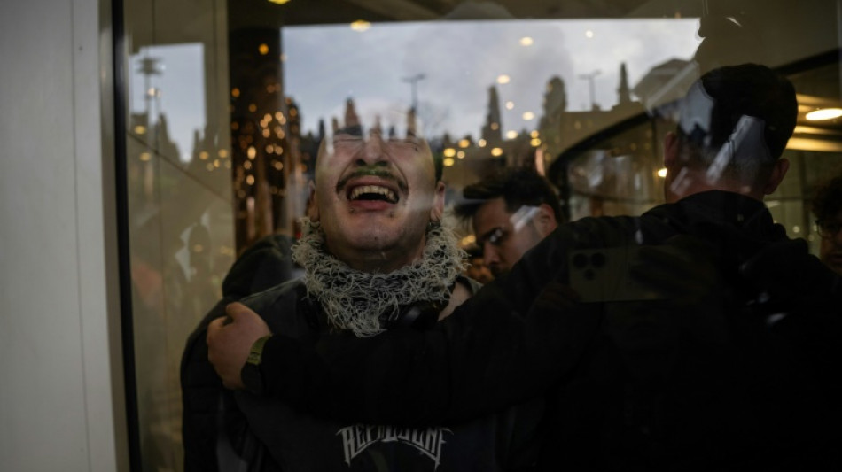 Turquia prossegue com pris&atilde;o de manifestantes, jornalistas e advogados