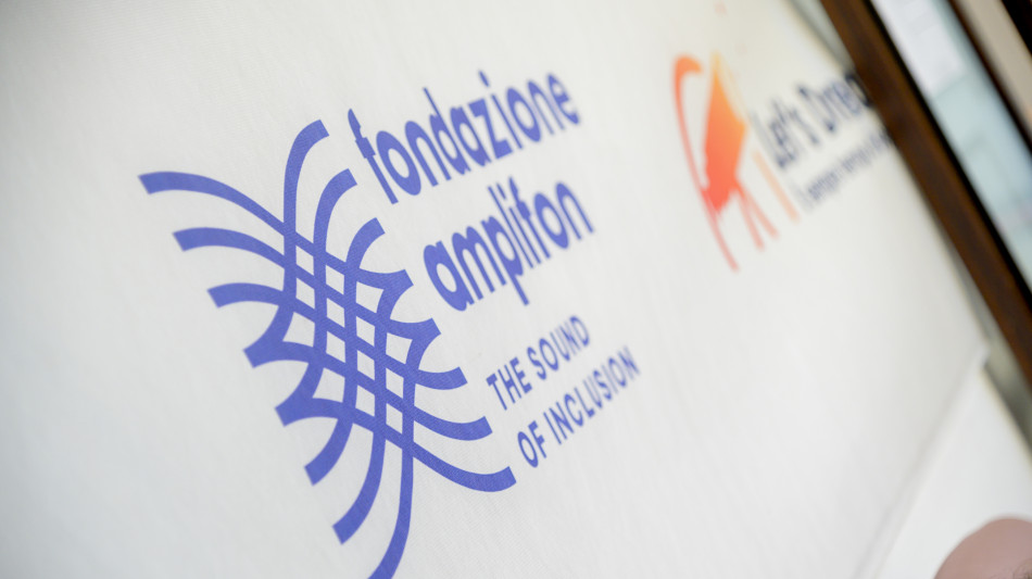 Iva Zanicchi canta con Fondazione Amplifon per Let's Dream