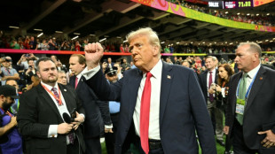 Trump critica Taylor Swift ap&oacute;s vaias no Super Bowl 
