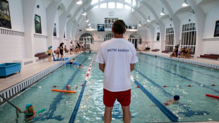 Apprendre &agrave; nager, une occasion trop rare pour les enfants atteints d'un handicap mental