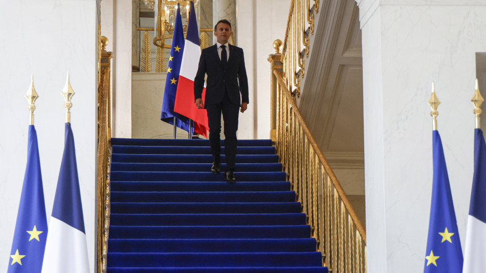 Per Macron nessun incontro diplomatico a funerale Papa