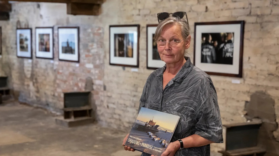 Oltre 50 scatti svelano dimensione pi&ugrave; intima cinema Kaurismaki