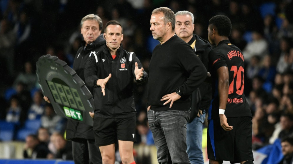 Debatte um aberkanntes Tor: Flick kritisiert "gro&szlig;en Fehler"